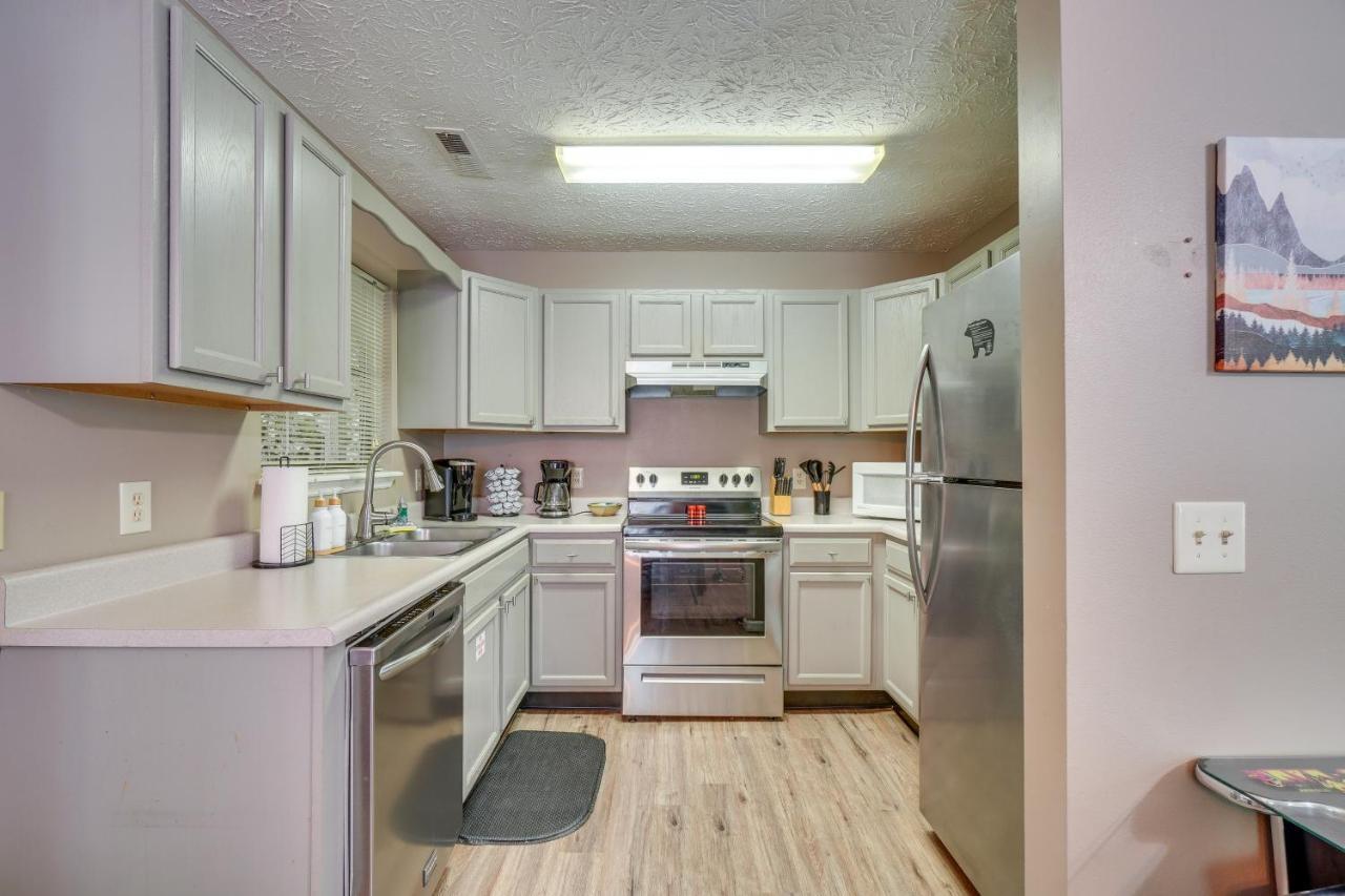 Gatlinburg Vacation Rental Balcony With Hot Tub! Esterno foto
