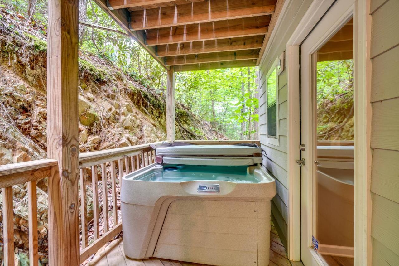 Gatlinburg Vacation Rental Balcony With Hot Tub! Esterno foto